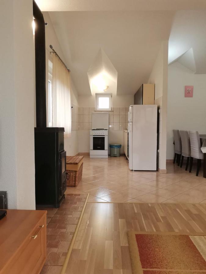 Trilj Apartman Jurika Kültér fotó