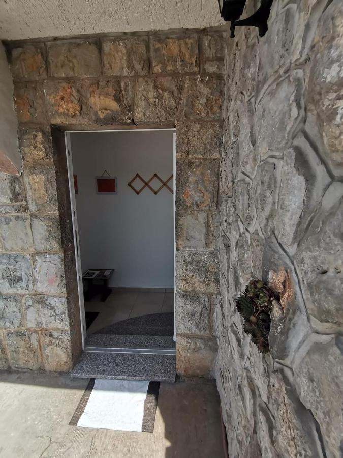 Trilj Apartman Jurika Kültér fotó