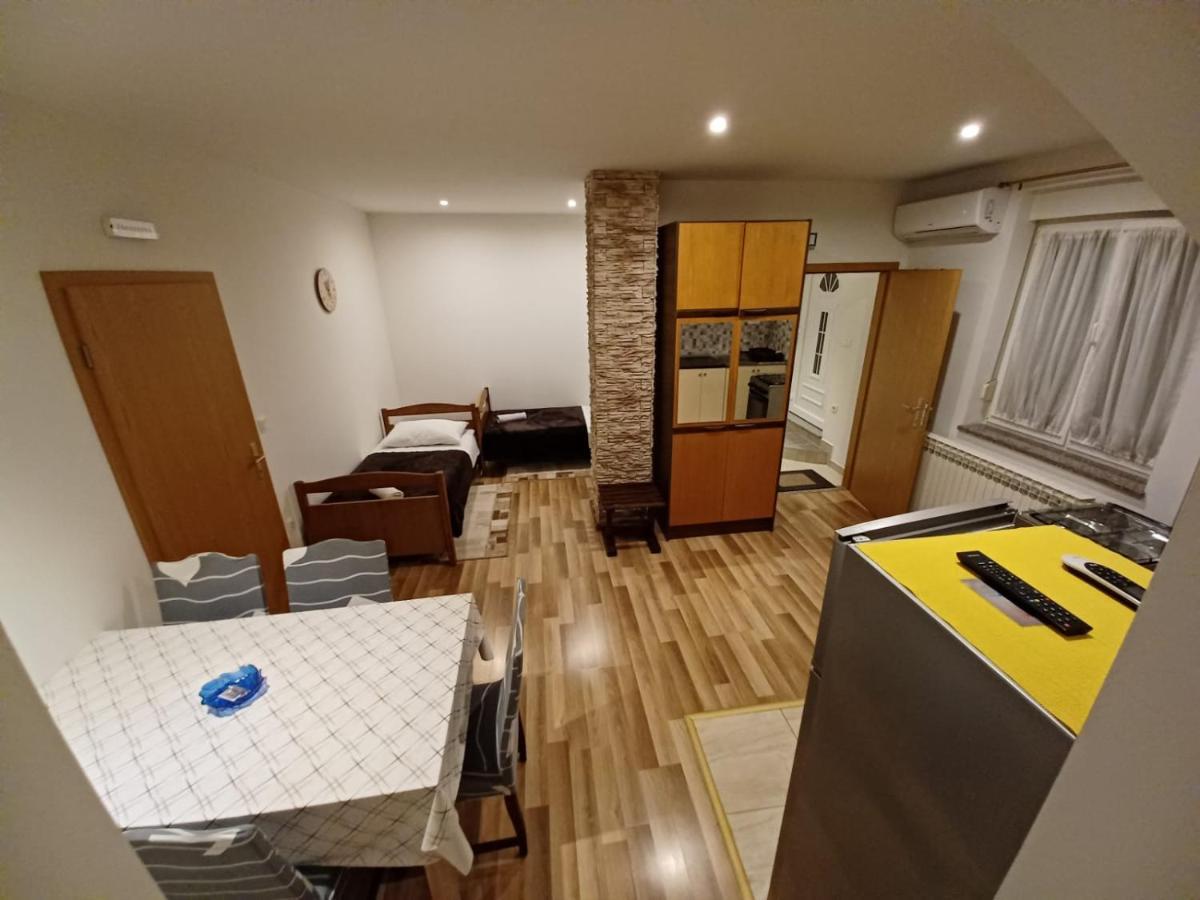 Trilj Apartman Jurika Kültér fotó