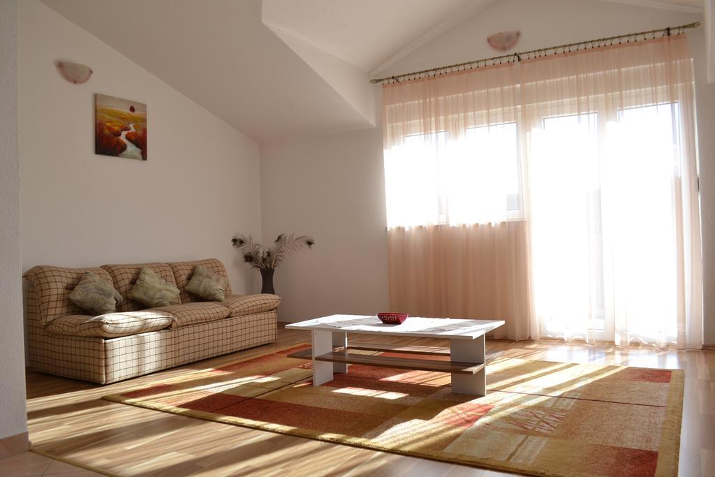 Trilj Apartman Jurika Kültér fotó