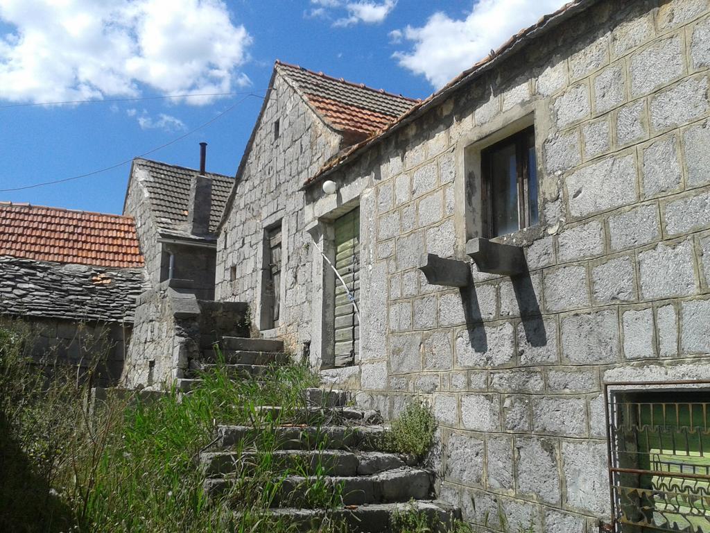 Trilj Apartman Jurika Kültér fotó