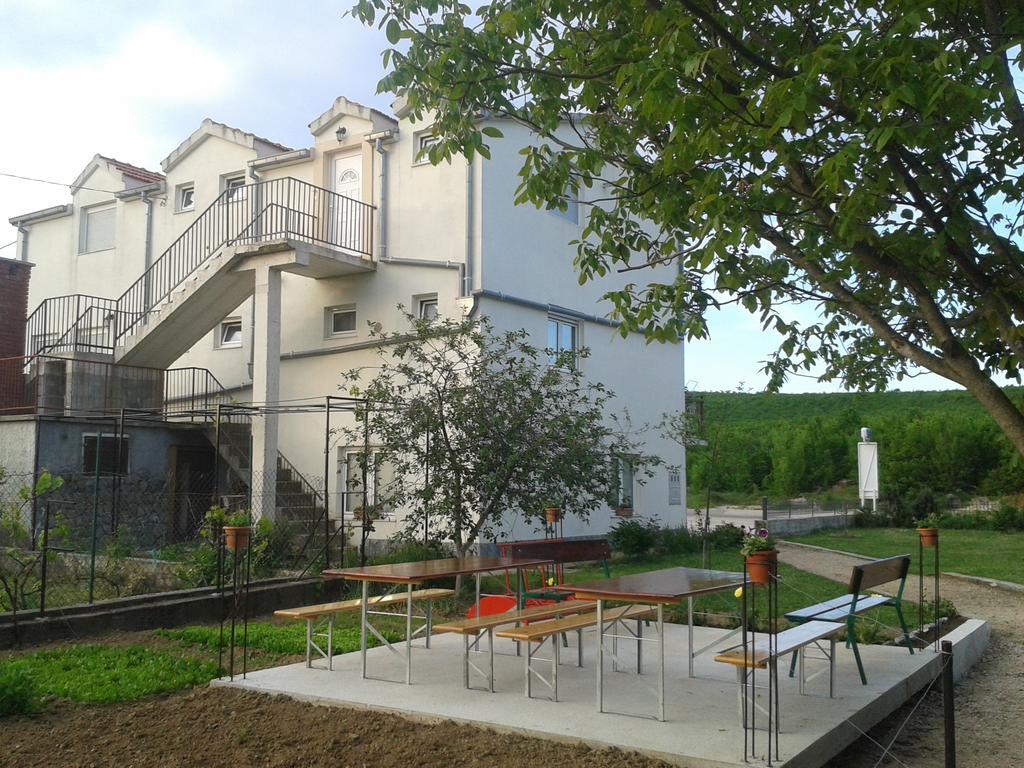 Trilj Apartman Jurika Kültér fotó