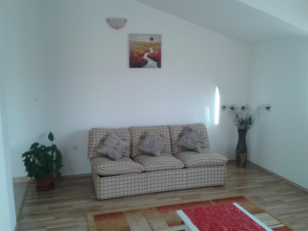 Trilj Apartman Jurika Kültér fotó